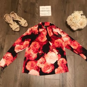 Worthington floral long sleeved blouse. Petite md.
